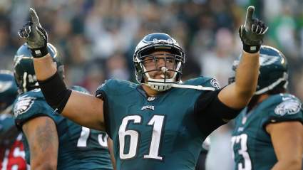 Eagles Super Bowl ‘Shadow Blocker’ Announces Retirement