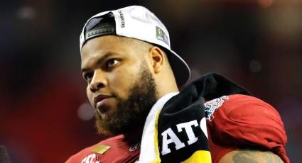 Giants Pass Rusher, Former 2nd-Rounder Suspended