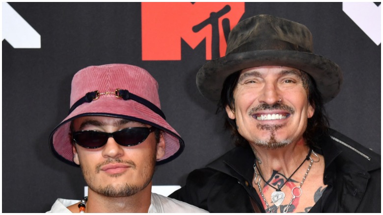 Brandon Thomas Lee Walks the VMAs Red Carpet with Dad Tommy Lee 