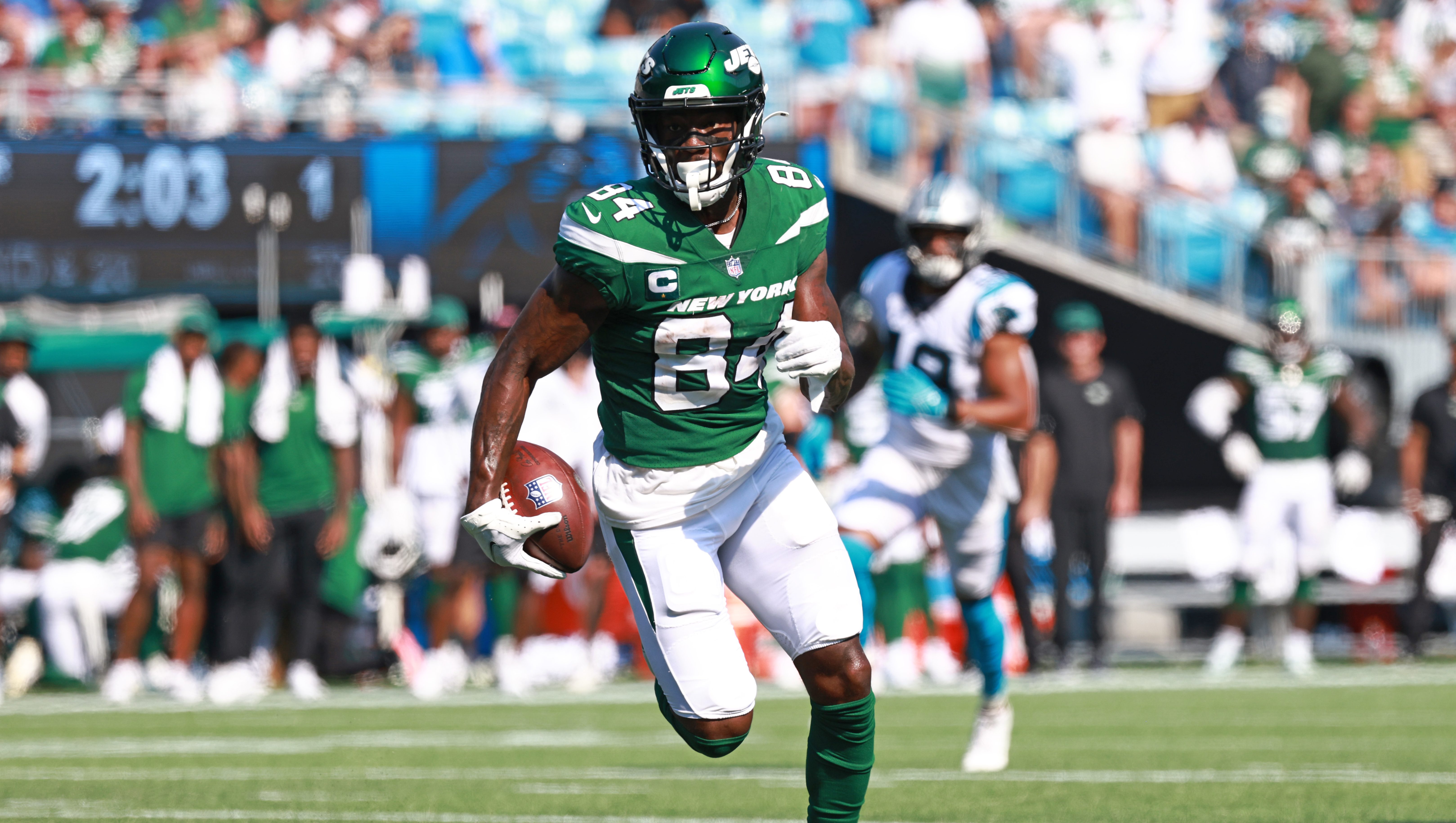 Corey Davis of Jets says he is stepping away from football