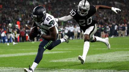 Broncos Poach Starting-Caliber WR From Raiders
