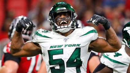 Jets Have Chance to Reunite With 2 Ex-Teammates, Desperate for Bodies