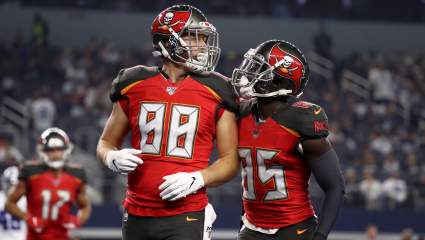 49ers Sign Former Buccaneers TE, 3 Others to Practice Squad