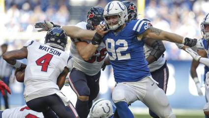 Bears Bring in 3 for Tryouts, Including Massive Ex-Colts Starting DE