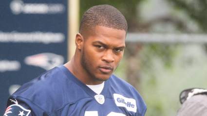Patriots Sign Injured LB to Contract Extension