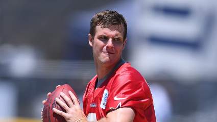 Patriots Sign Former Texas HS Legend and Dallas Cowboys QB