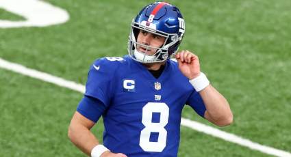 Analyst Links Giants to 3-Time Pro Bowl Quarterback