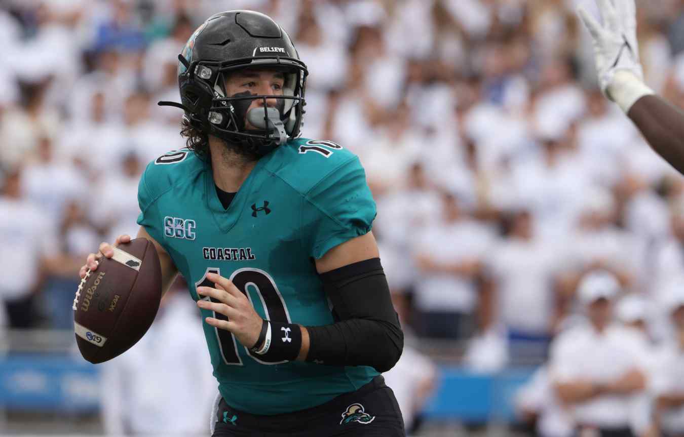 How To Watch CCU Vs UMass Football 2021 Heavy