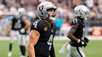Raiders QB Derek Carr Sends Strong Message After 3-0 Start