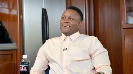 Barry Sanders Opens up About Lions’ Defense: ‘That’s Not Acceptable’