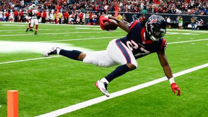 Raiders Release Young RB, Bring in Former Texans 3rd Round Pick for Visit