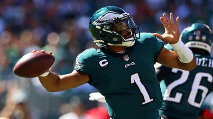Brian Dawkins Evaluates Jalen Hurts, ‘Dark Side’ of Eagles Fans