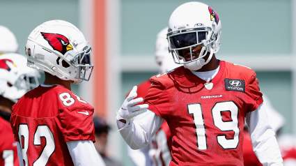 Intriguing WR Replacements After Eagles Speedster Hits COVID-19 List