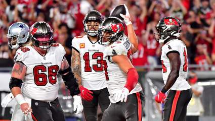 Bucs’ Rob Gronkowski Makes History in Humorous New Advertisement