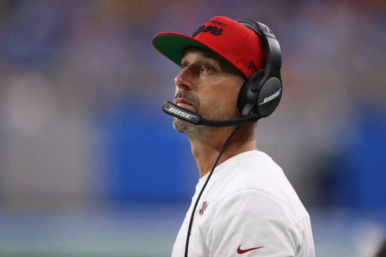 Kyle Shanahan looks up at the scoreboard in Detroit.