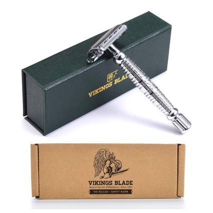 Safety razor with gift box
