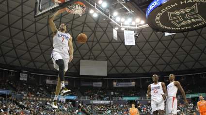 Clippers Bring Back Another Free Agent Ahead of Camp