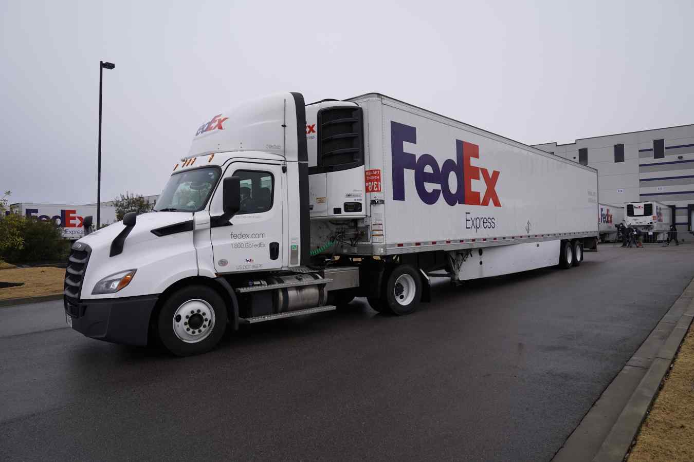 is-fedex-delivery-open-on-labor-day-2021-do-holiday-services-work