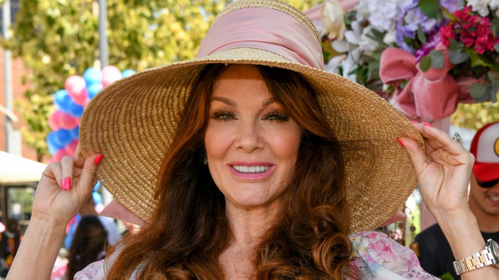 Lisa Vanderpumps Net Worth 5 Fast Facts You Need To Know Heavy Com   Lisavanderpump E1632858734124 