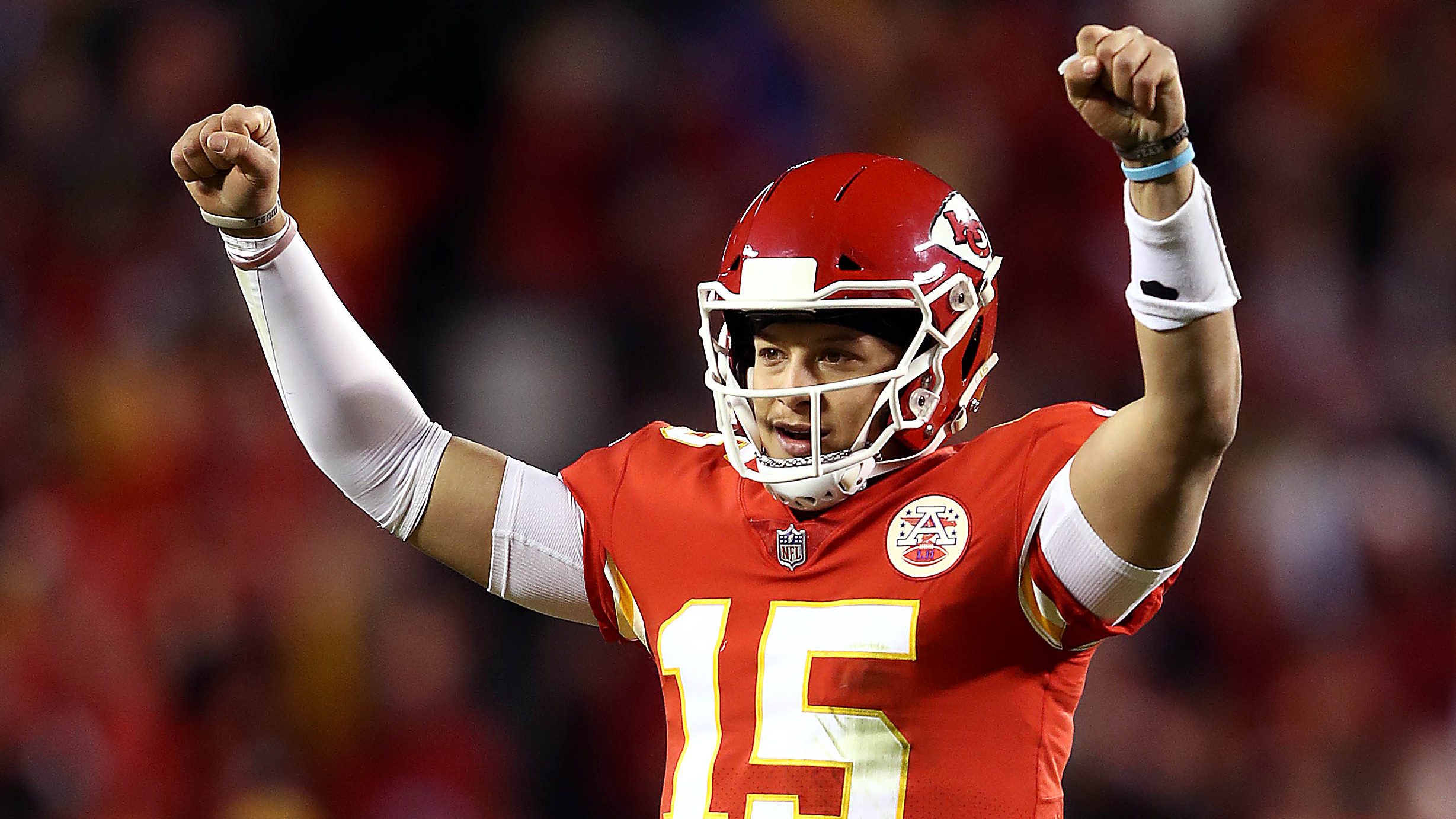 Patrick Mahomes, Chris Jones finalists for top NFL awards