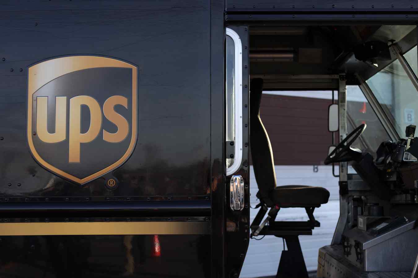 Is UPS Delivery Open on Labor Day 2021? Do Holiday Services Work