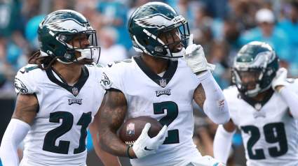 Eagles Star Pushing Hard for Team to Sign NFL Rushing Leader