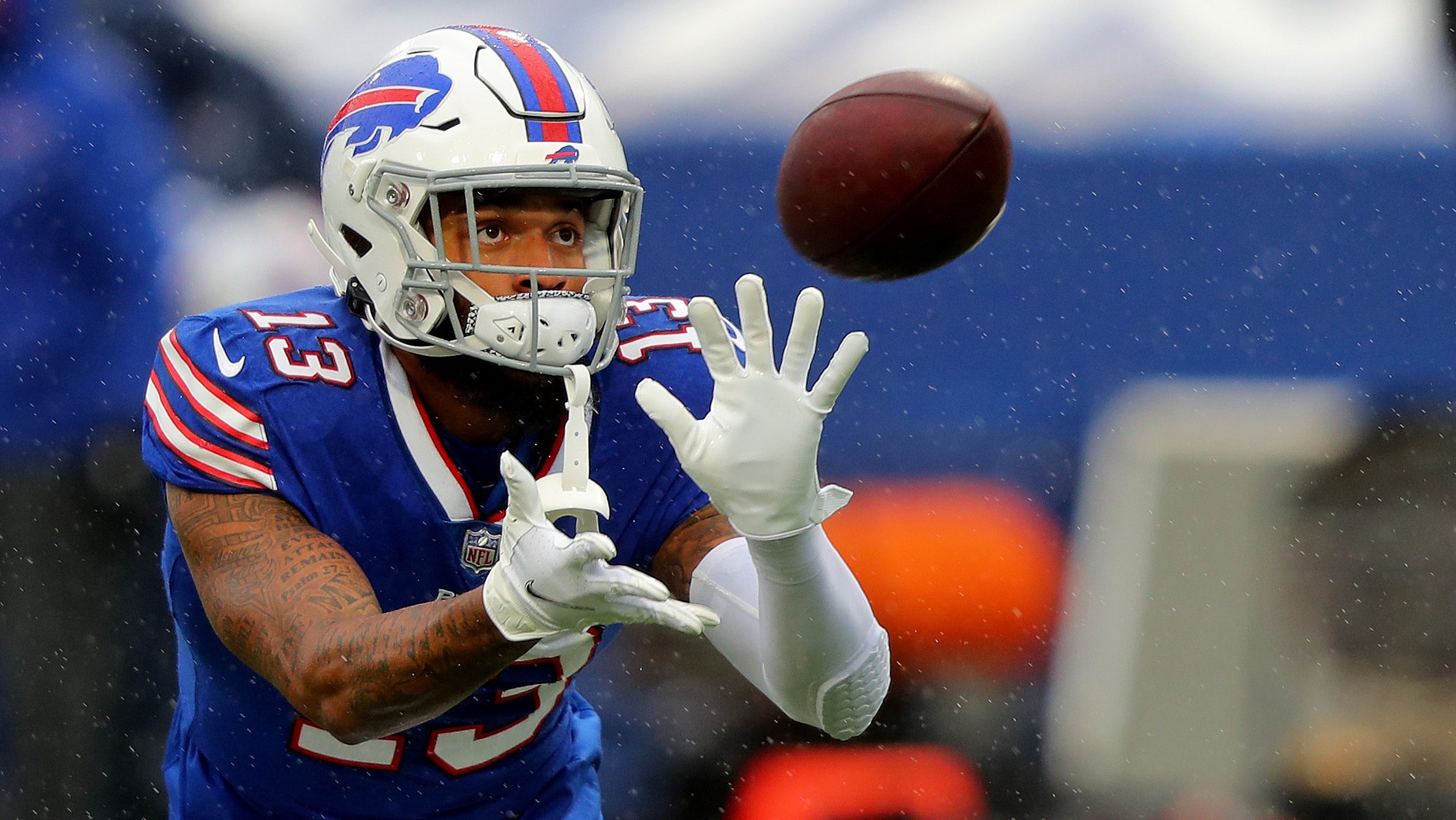 Buffalo Bills wide receiver Gabe Davis celebrates after scoring a touchdown  against the Kansas City Chiefs during the first half of an NFL football game,  Sunday, Oct. 16, 2022 in Kansas City