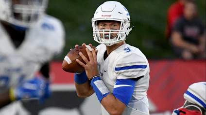 Bills Invite 9 Players to Work Out, Including Ex-Patriots Quarterback