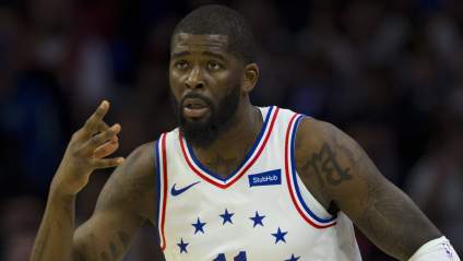 Veteran Free Agent Calls Out Lakers Amid Blowout