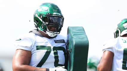 Analyst Pegs Jets Lineman as ‘Ideal Trade Target’ for Raiders