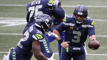 Seahawks Place 2 Offensive Stars on Injured Reserve