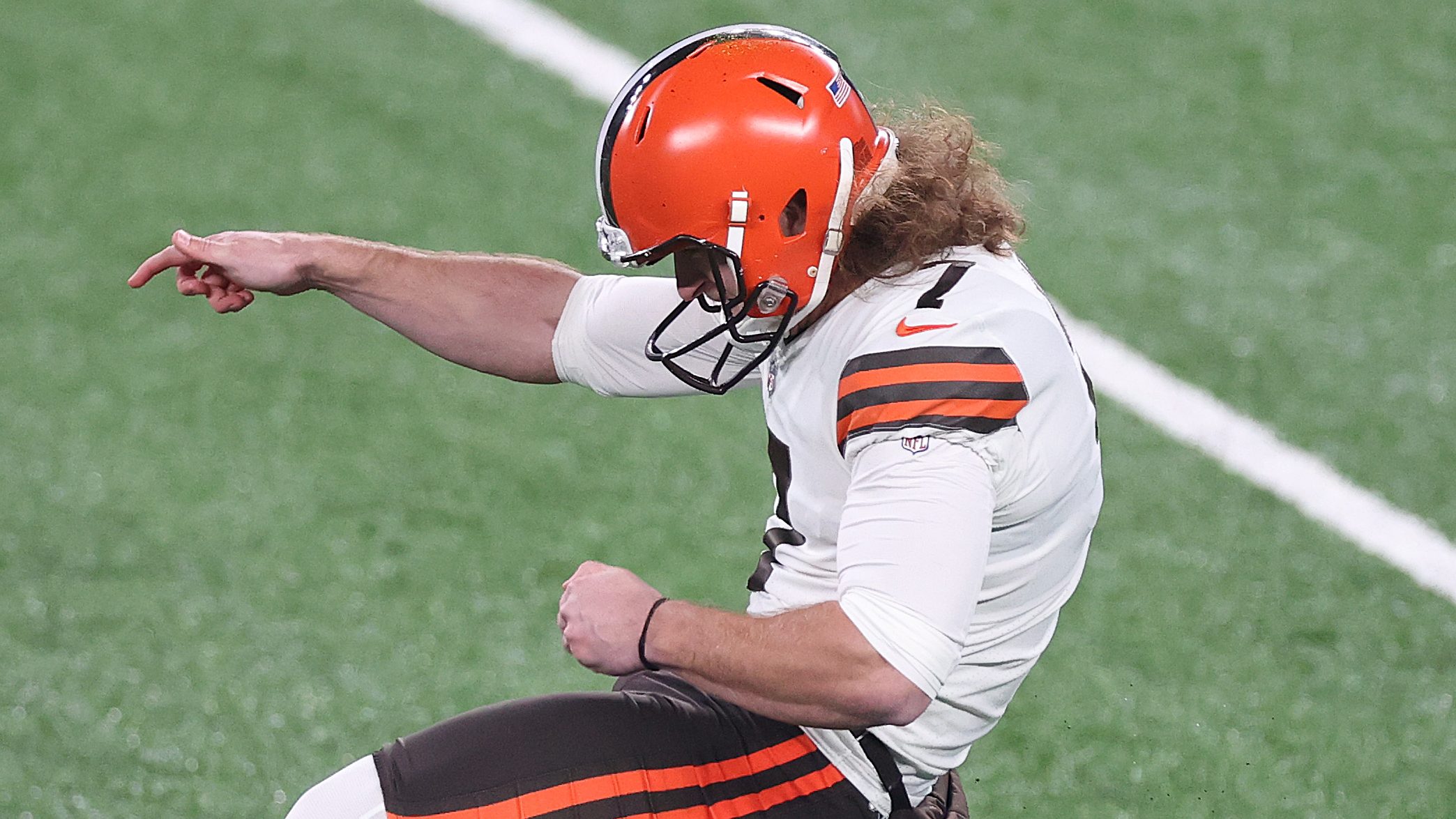 Jamie Gillan wins Cleveland Browns punting job over Britton Colquitt, NFL  News