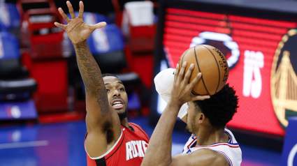 Sterling Brown Discusses Defensive Mindset in Dallas