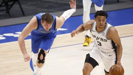 Game Preview: Mavericks Hope to Continue Winning Streak Against Spurs