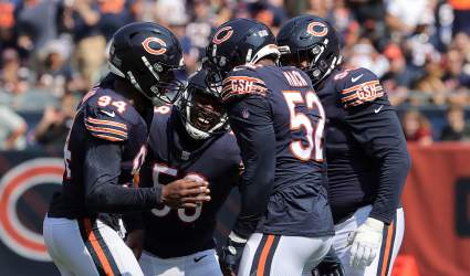 Proposed Trade Sends Bears Top Pass Rusher to Saints