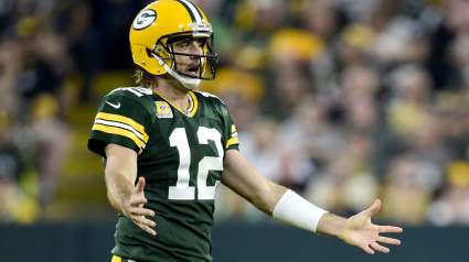 Bears Legend Has Strong Response for Aaron Rodgers’ ‘Disrespect’