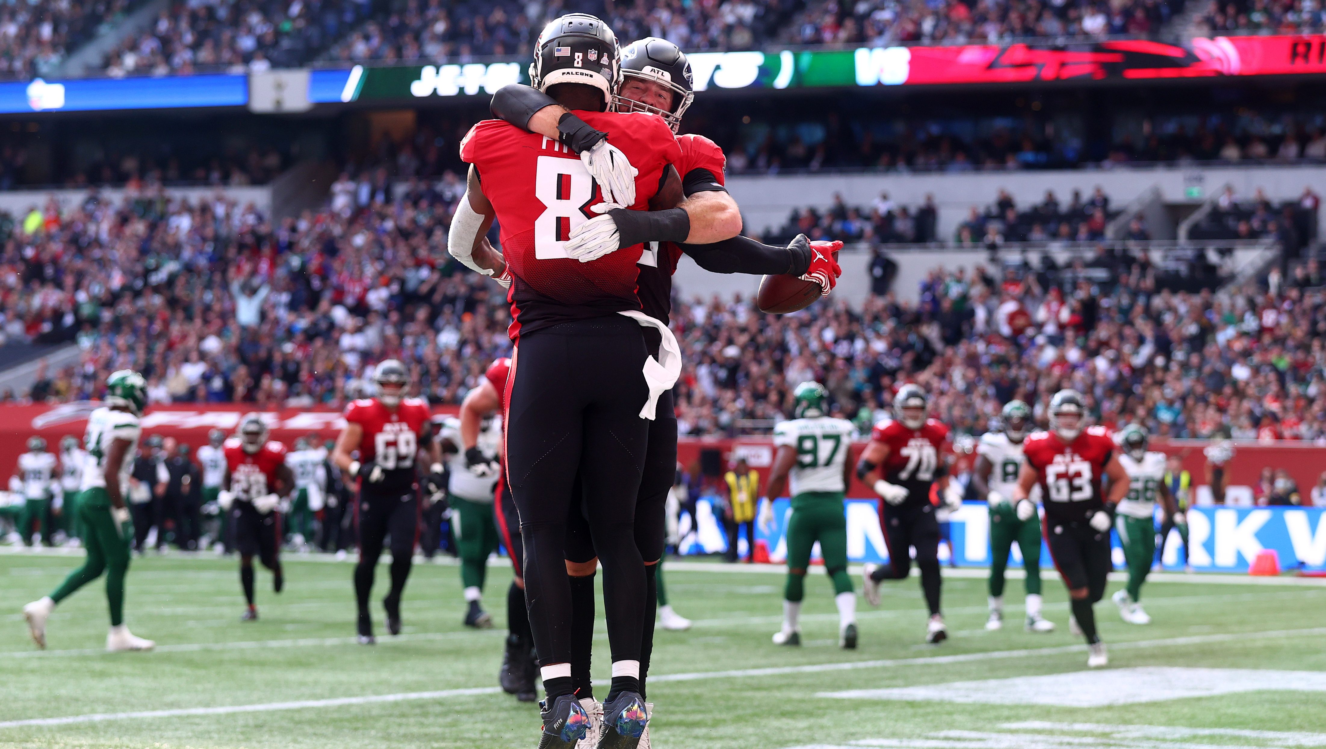 Ryan, Pitts lead Falcons past Jets in London NFL game