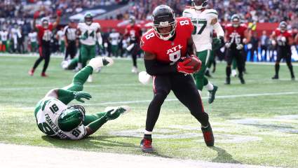 NFL Twitter Erupts Over Falcons TE Kyle Pitts’ First TD