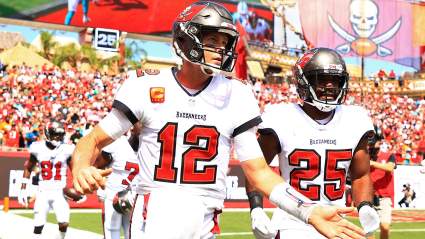 Bucs Make Decision on Tom Brady’s Playing Status After Injury: Report