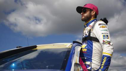 Chase Elliott Fails Inspection, Drops to Rear of Field