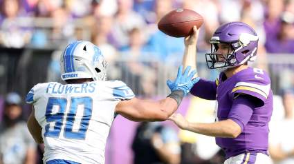 Former GM Believes Veteran Lions Linebacker Should Be on Trade Block