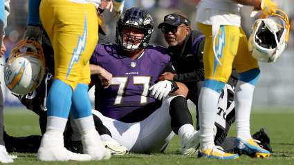 Ravens Sign Former Cowboys Center After Injury to Starter