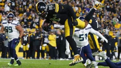 NFL Insider Hints at One Possible Addition to the Rams