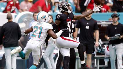 Falcons’ Kyle Pitts Erupts vs. Dolphins, Makes Viral One-Handed Catch [WATCH]