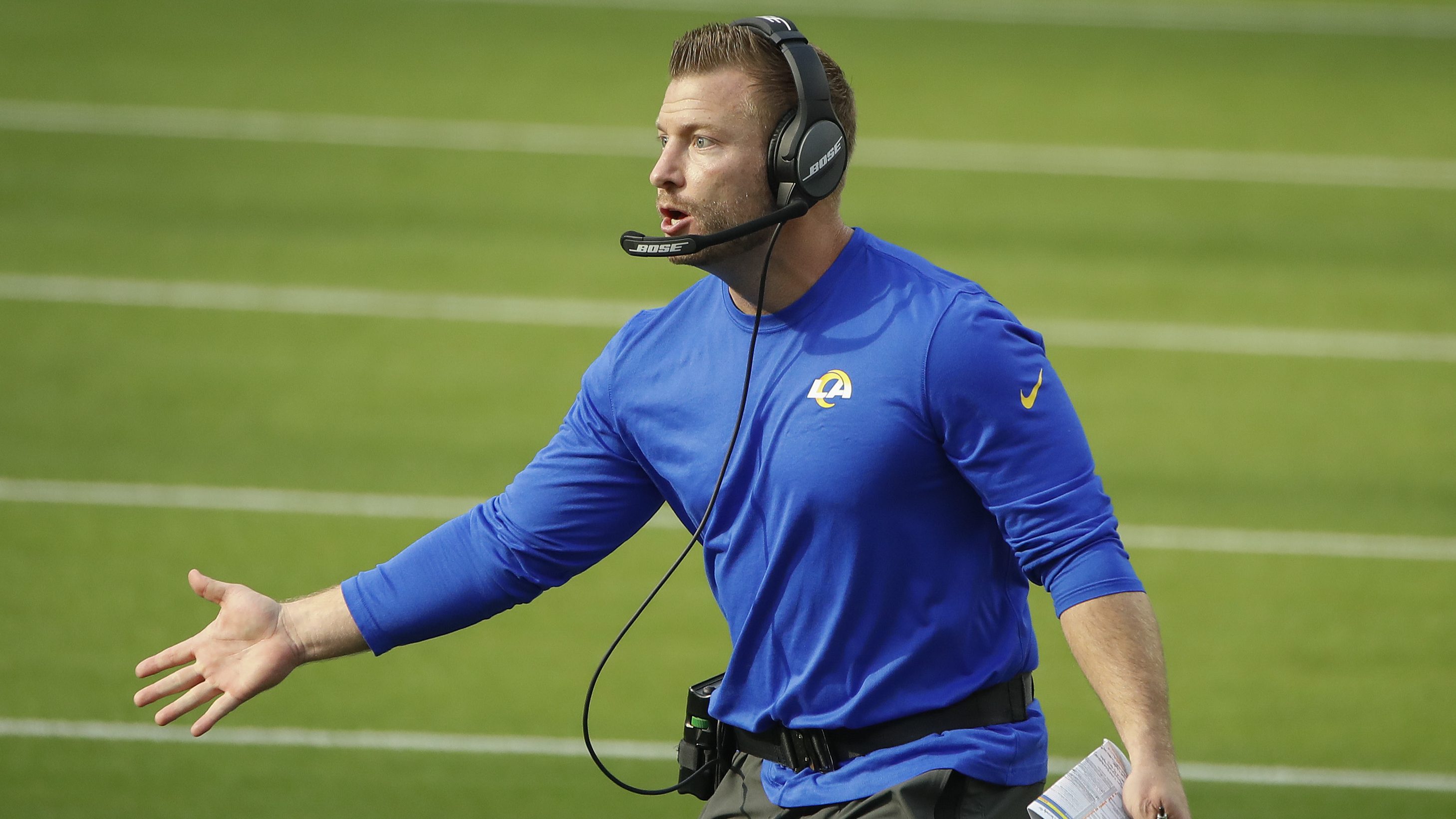 Sean Mcvay And Jared Goff Share Bro Hug After Rams Win 