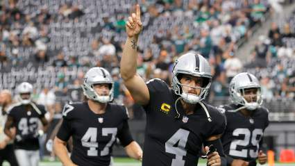 Derek Carr Reached Absurd & Historic Statistical Feat Against Eagles