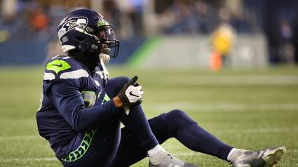 Seahawks Defensive Back Suffers Serious Knee Injury