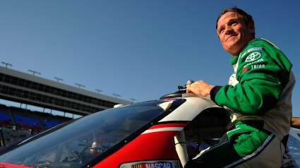 Kenny Wallace Announces Pre-Race Show for WWTR