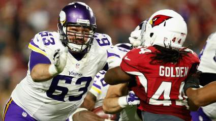 Jets Try out Former NFC Starting Guard, Project TE Prospect