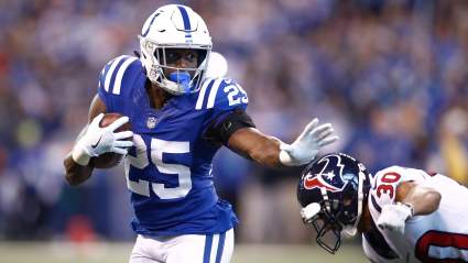 NFL Trade Proposal Sends Bruising Colts RB to Bears